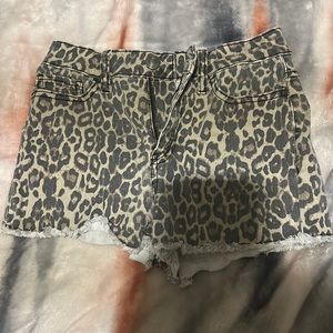 So size 00 cheetah shorts